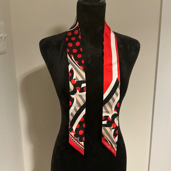 Louis Vuitton Scarf.(Red, Black, White, Tan, Gray) - Picture 1 of 2